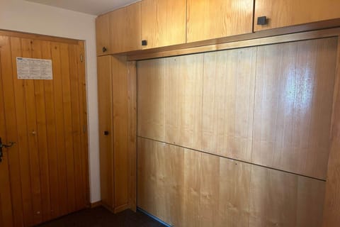 Entrance / Reception