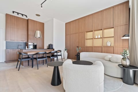 LIVING - For Direct Bookings: www.atvoya.com