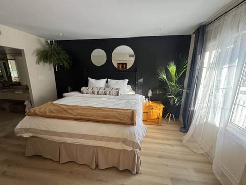 Master Bedroom with King Size Bed