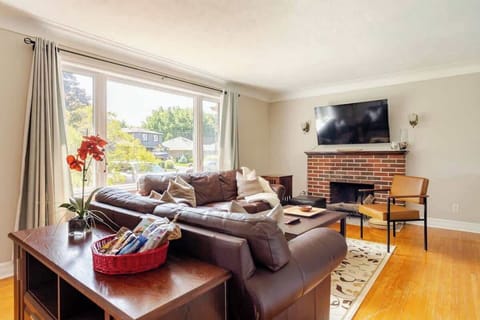 Main floor living room
