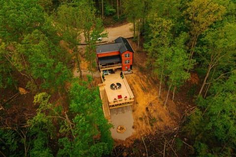 Forget being cooped up indoors. Our huge deck and yard games guarantee hours of outdoor fun, stunning views, and plenty of room to stretch out. Your only challenge will be deciding who`s the champion of corn hole!.