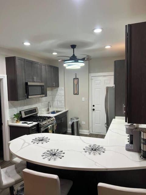 d5e61a51-46e6-462f-b243-8e043d897ecb