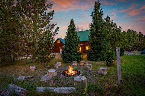 Exterior - Outdoor Fire Pit