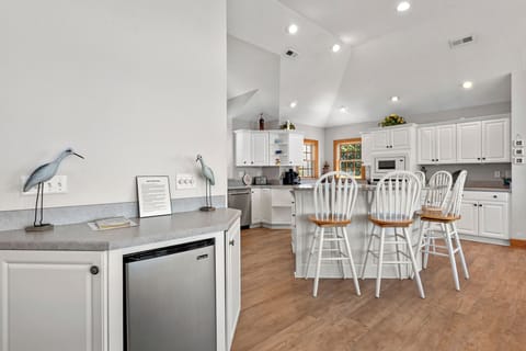 CL336: Silence of the Clams | Top Level Kitchen