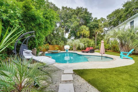 Isle of Palms Vacation Rental | 4BR | 4BA (2 Full & 2 Half) | Steps to Enter