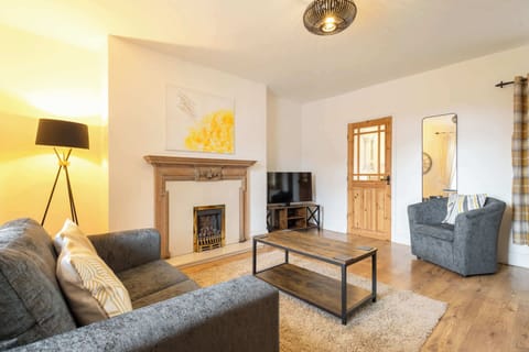 Wind Rose Cottage, Amble - Host & Stay