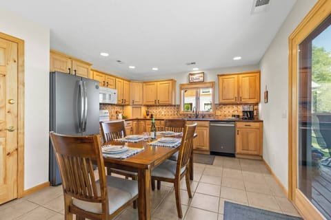 1d7debc7 3592 495f 9d52 5cf6ad3367ea