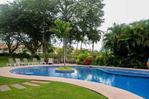 Green Bay 1 Pool