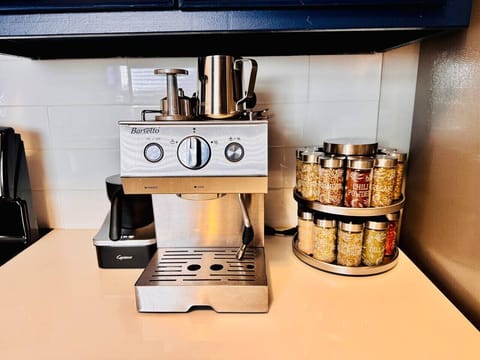 Coffee Lover`s Paradise: Brew artisanal coffee while surrounded by vibrant spices!