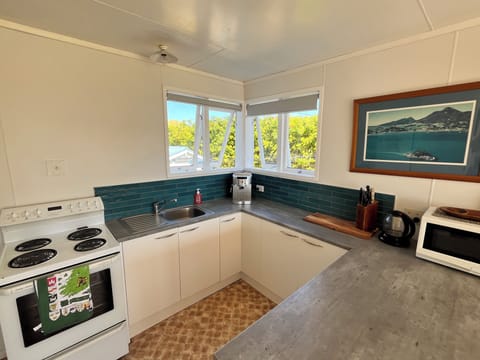 Clean, modern well equipped kitchen, updated just 12 months ago