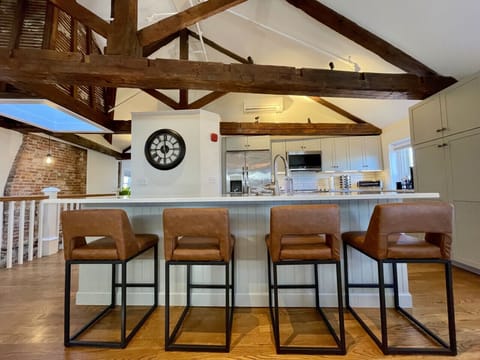 Fully stocked kitchen ready for any chef.