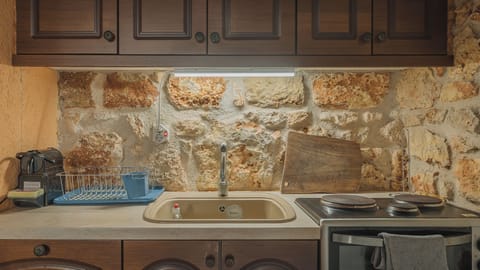 Stone Made 3 Private Villa, Kriopigi (23)