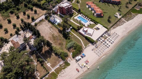 Aura Beach Front Private Pool Villa (5)