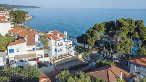 Serenity Beach Front Maisonette, Mola Kaliva (47)