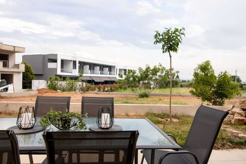 Harry Sea Side Family Apartment, Yerakini (1)