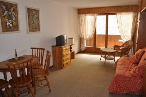 Living room / Dining room