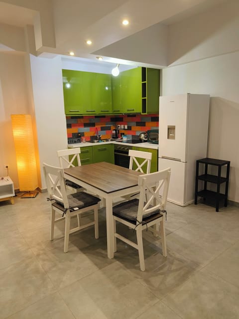 Kitchen with dining room area