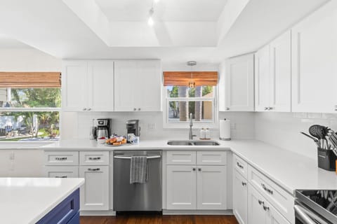 Fuel up for a day of adventure or wind down with a late-night snack. This kitchen has everything you need and more.