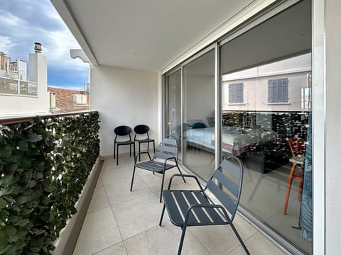 terrace