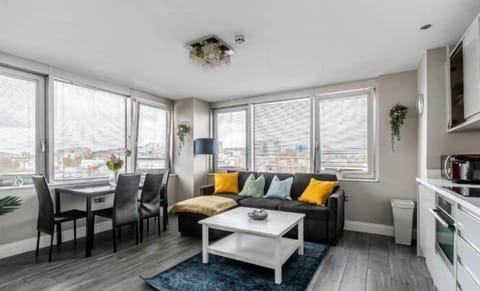 Bright, open living with panoramic views