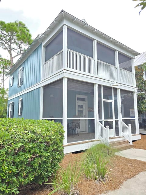 Front View The B's Knees