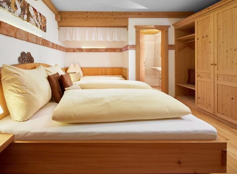 Hirschbichlers - Apartment "Fine and Fancy" Farm Stay in Salzburgerland