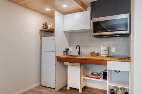 Kitchenette