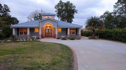 Front of the house with plenty of parking