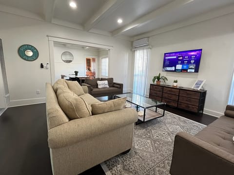 living room facing Dining room