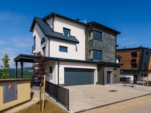 Apartment, Residential Area, Condominium, Commercial Building, Mixed-Use, Parking, Family Car, Balcony, Brutalist Architecture