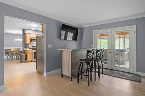 Great entertainment space