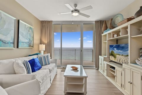 Aqua Resort 1207