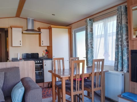 Dining Area | Sunningdale, Westward Ho