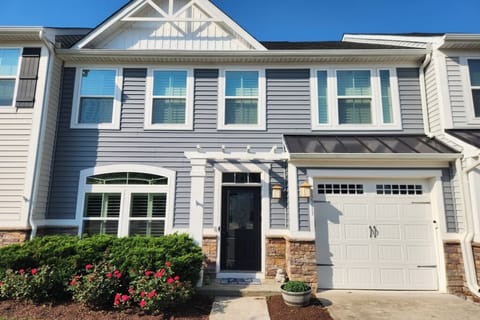 Exterior of 33311 Guilford Lane