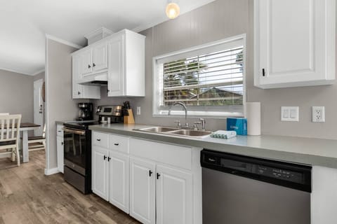 Fully equipped kitchen!