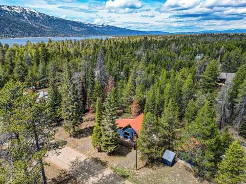 Blue Haven by Lake Cascade