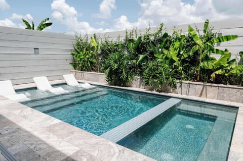 Welcome to our Opulent New Construction!