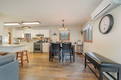 009 next door photos 899 24 edit edit 780