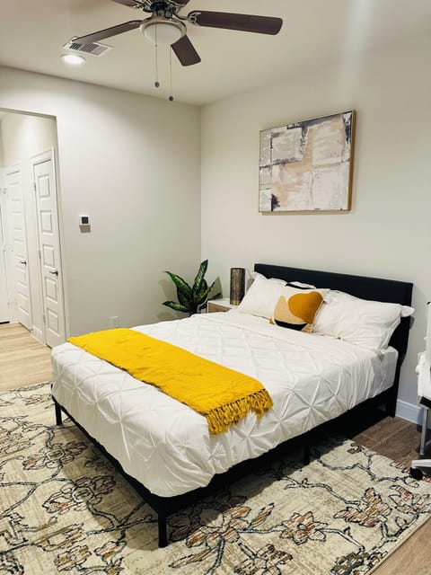 Queen Bed
