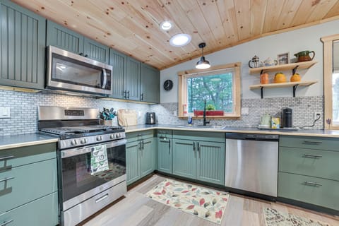 Kitchen | Cooking Basics | Coffee Maker | Air Fryer | 1st Floor