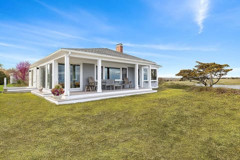 Renovated Cape cottage