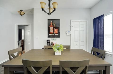 Dining Area: A bright and airy dining space for unforgettable meals!