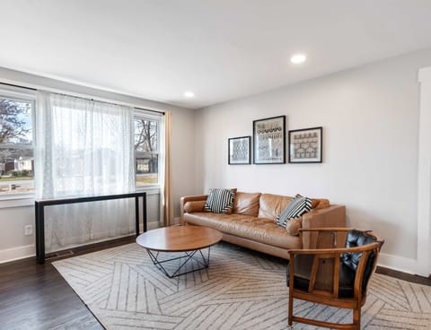 Living space with leather seating and Smart TV