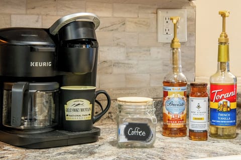 Hiker's Hideaway's coffee facilities