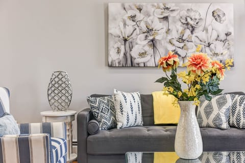 Cushion, Home Decor, Couch, Furniture, Indoors
