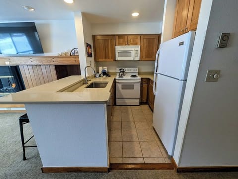 Fully equipped kitchen