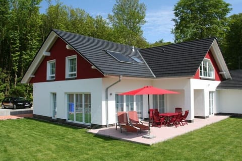 Holiday Home Exterior [summer]