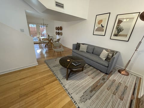 Spacious Open Floor Plan!