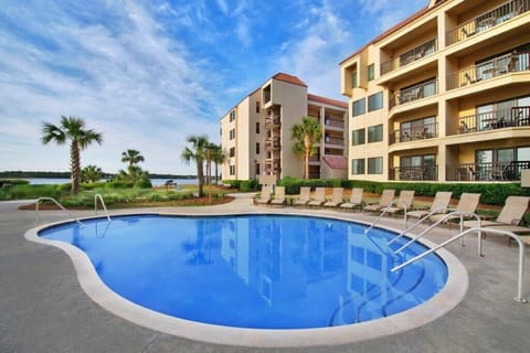 MarriottsSunsetPointeatShelterCove_1