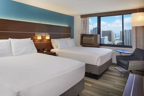 Unit with 2 Queen Beds